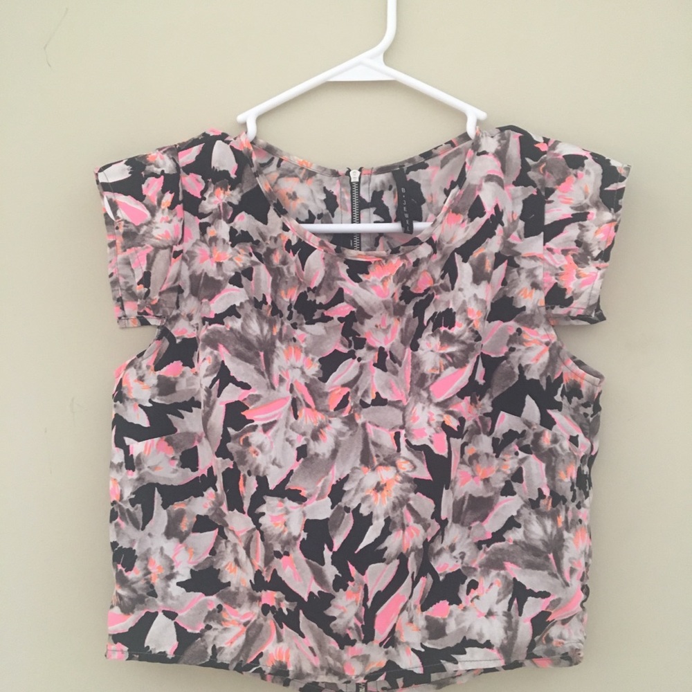 B.Jewel Floral Top